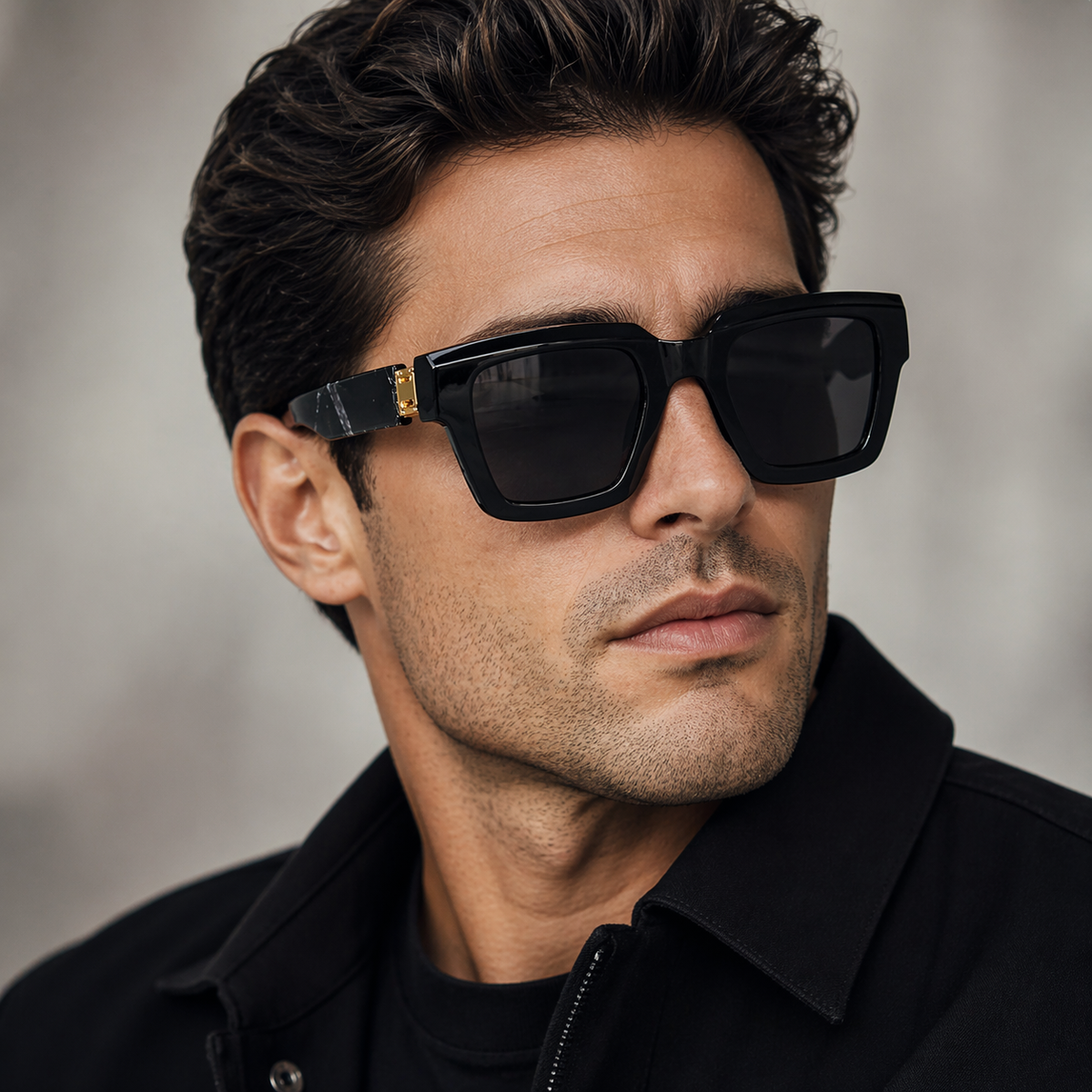 Victoria | Elegant oversized black sunglasses