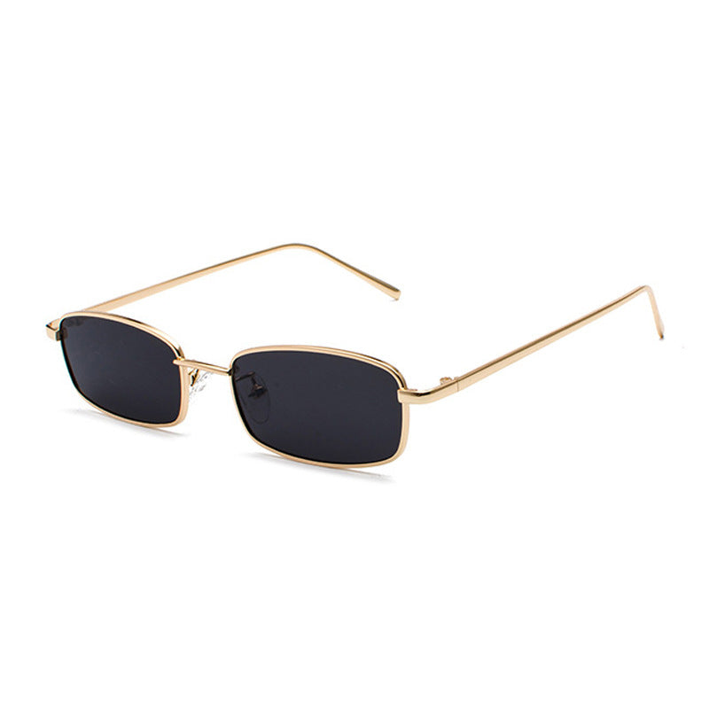 Amelia | Elegant sunglasses with a slim frame