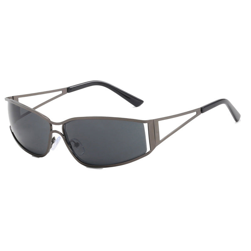 Elena | Elegant sunglasses with gold-coloured frames
