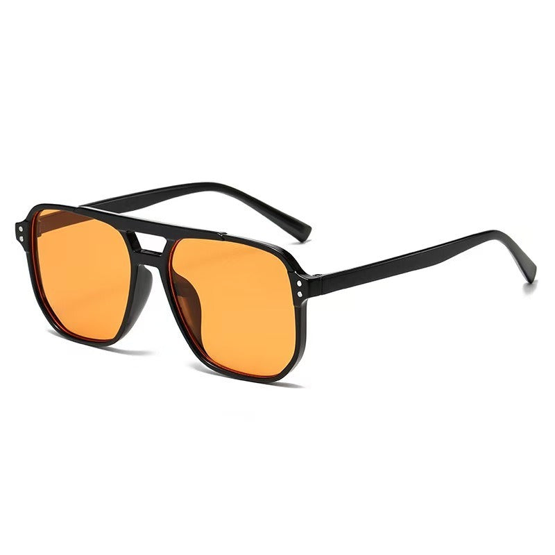 Sienna | Sunglasses with a tortoiseshell pattern and gradient lenses