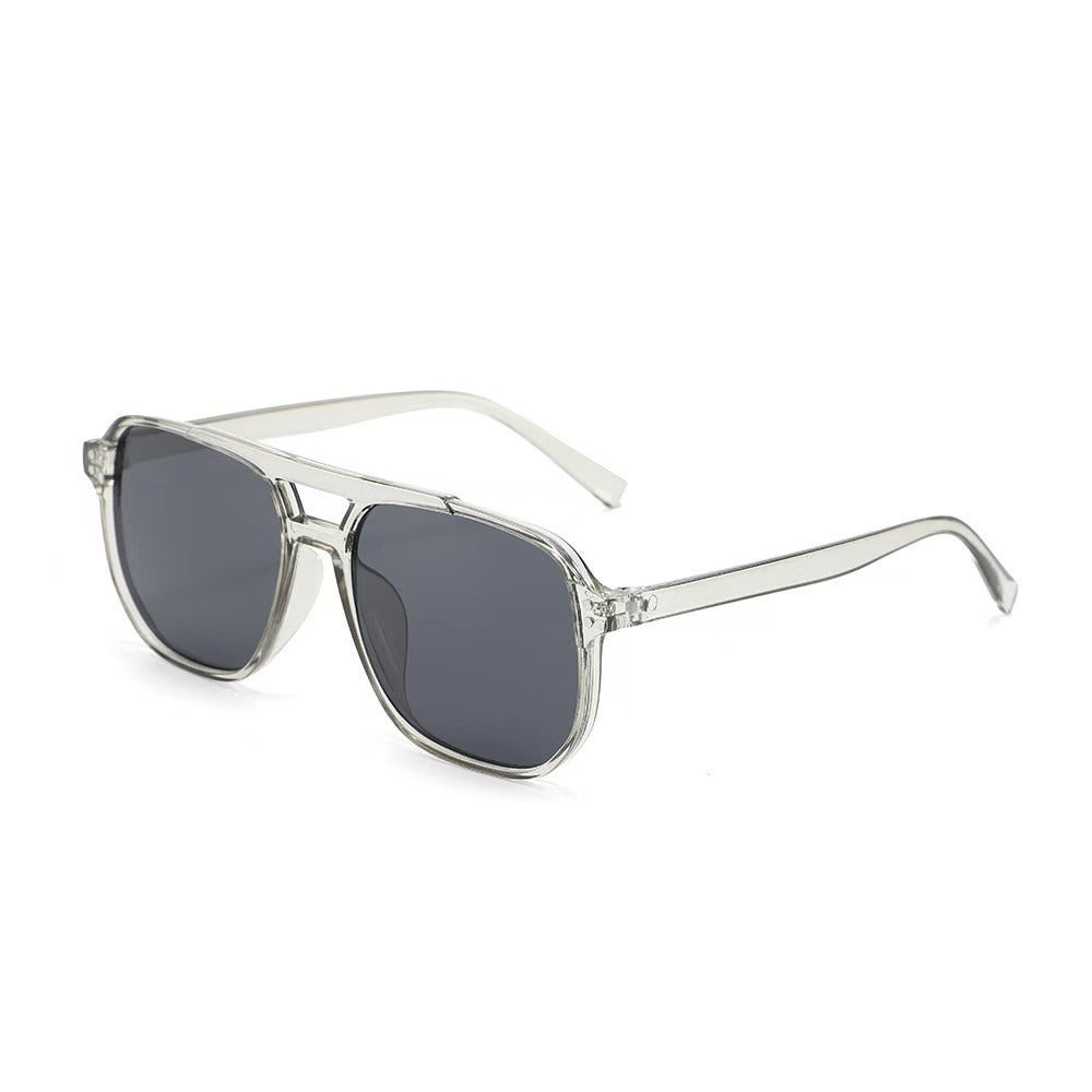 Sienna | Sunglasses with a tortoiseshell pattern and gradient lenses