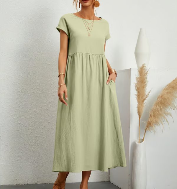 Amelia | Relaxed White Midi Dress