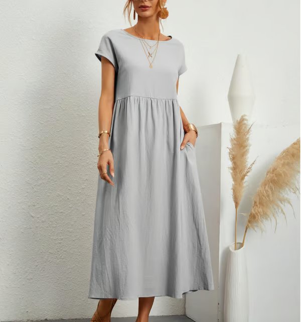 Amelia | Relaxed White Midi Dress