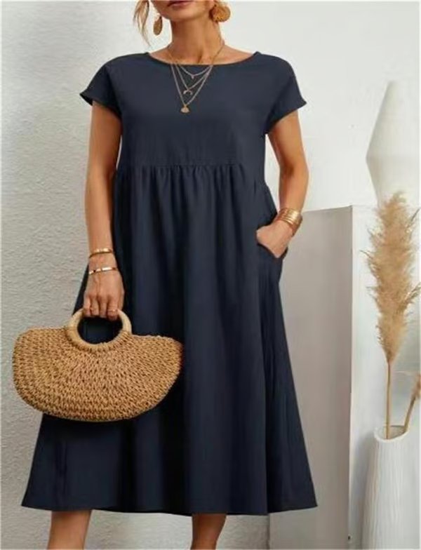 Amelia | Relaxed White Midi Dress